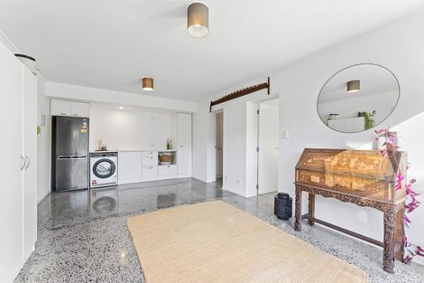 Photo of property in 6 Seatoun Avenue, Leigh, Warkworth, 0985