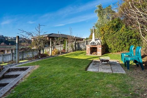 Photo of property in 18 Colquhoun Street, Glenross, Dunedin, 9011