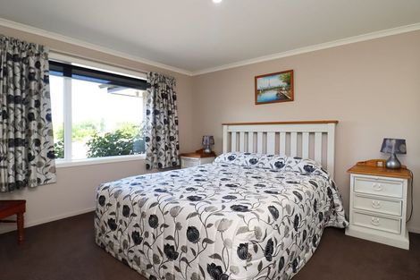 Photo of property in 19 Blue Stone Drive, Waiareka Junction, Oamaru, 9401