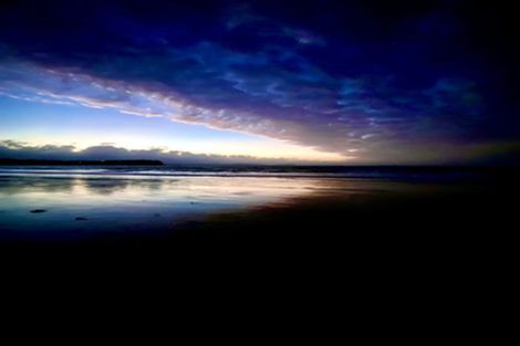 Photo of property in 21 Tindalls Bay Road, Tindalls Beach, Whangaparaoa, 0930