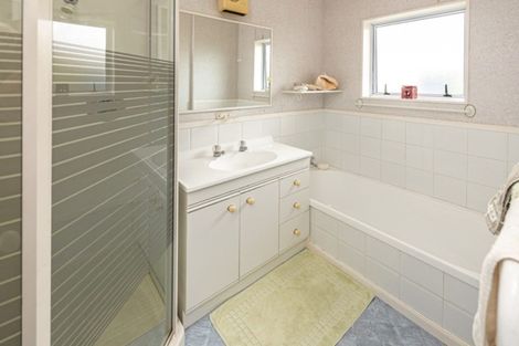 Photo of property in 28 Kakaho Drive, Tawhero, Whanganui, 4501