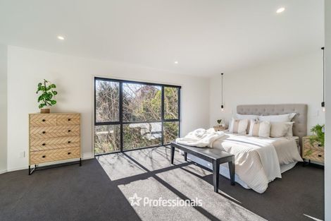 Photo of property in 6 Castle Crescent, Stokes Valley, Lower Hutt, 5019