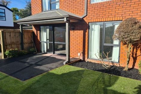 Photo of property in 238a Edgeware Road, Edgeware, Christchurch, 8013