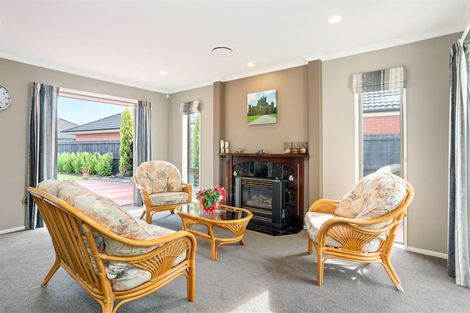 Photo of property in 50 Limes Avenue, Parklands, Christchurch, 8083