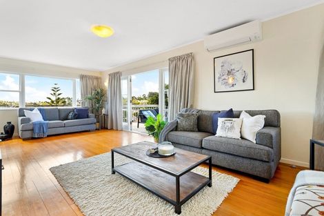Photo of property in 1/66 Hastings Road, Mairangi Bay, Auckland, 0630