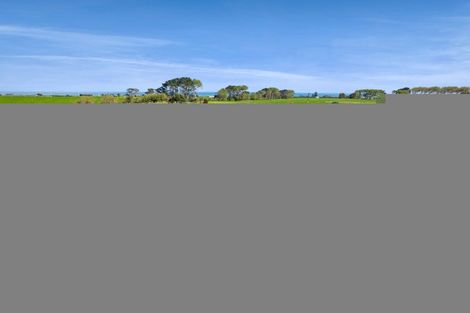 Photo of property in 7104 South Road, Warea, New Plymouth, 4381