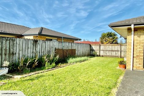 Photo of property in 35 Tussock Avenue, Mangere, Auckland, 2022