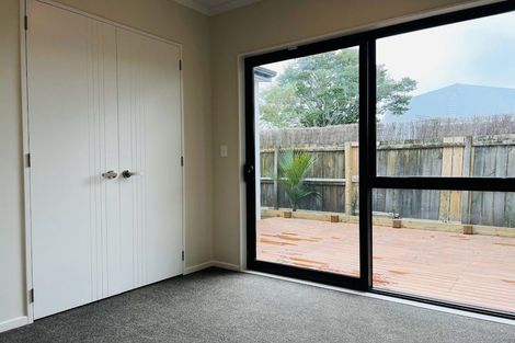 Photo of property in 82d Eversleigh Road, Belmont, Auckland, 0622