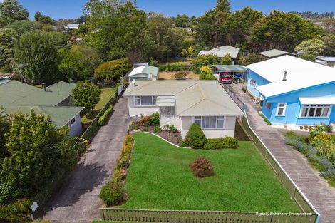 Photo of property in 10 Humphrey Street, Marton, 4710