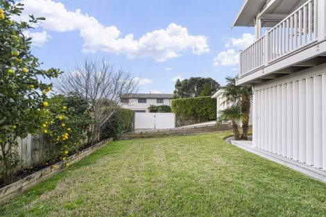 Photo of property in 246 Onemana Drive, Onemana, Whangamata, 3691
