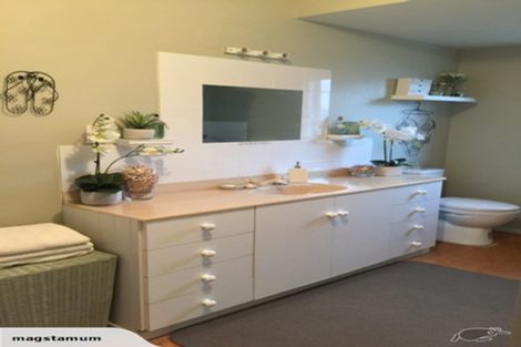 Photo of property in 12 Muapoko Street, Himatangi Beach, Foxton, 4891