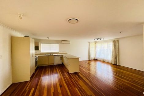 Photo of property in 1 Buller Crescent, Manurewa, Auckland, 2102