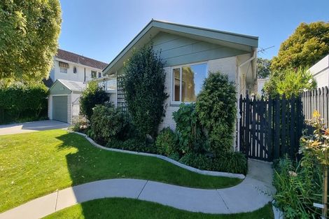 Photo of property in 4 Rachel Place, Avonhead, Christchurch, 8042