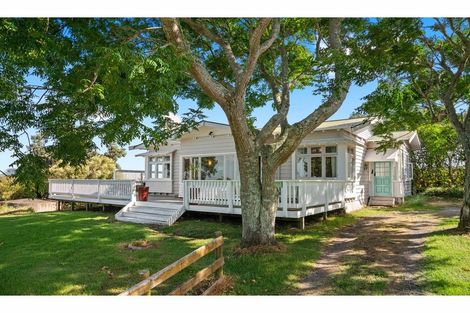 Photo of property in 241 Smith Road, Otaua, Waiuku, 2682