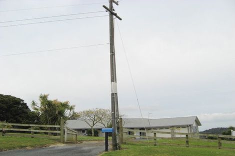 Photo of property in 129 School Road, Waimauku, 0881