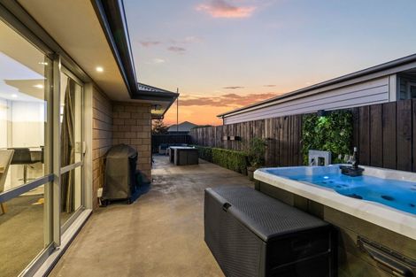 Photo of property in 25 Elba Crescent, Halswell, Christchurch, 8025