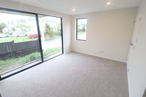 Photo of property in 2 Nephrite Lane, Henderson, Auckland, 0610