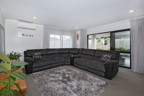 Photo of property in 98 Wairau Drive, Tikipunga, Whangarei, 0112