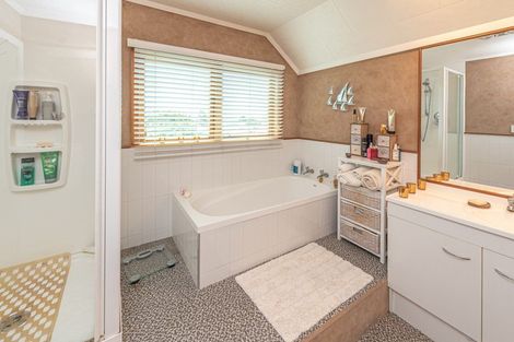 Photo of property in 16 Spurdle Street, Springvale, Whanganui, 4501