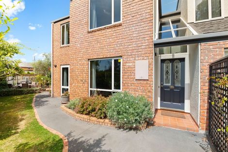 Photo of property in 1 Elmwood Road, Strowan, Christchurch, 8052