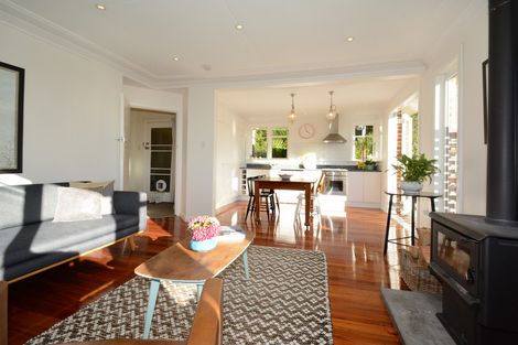 Photo of property in 96 Easther Crescent, Kew, Dunedin, 9012