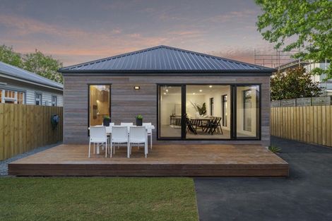 Photo of property in 110 Knowles Street, St Albans, Christchurch, 8052