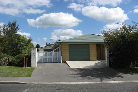 Photo of property in 44 Oakden Drive, Darfield, 7510