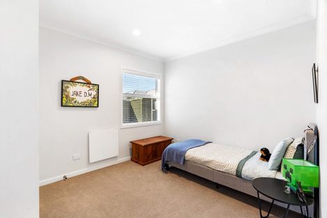 Photo of property in 22 Young Place, Taradale, Napier, 4112