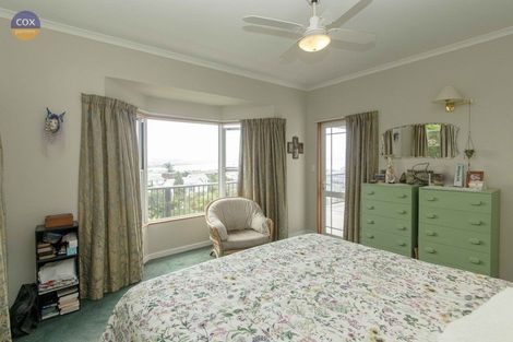 Photo of property in 23 Denholm Road, Hospital Hill, Napier, 4110