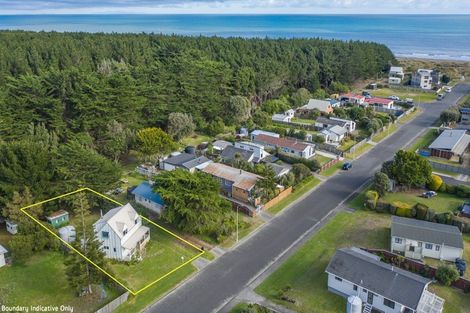 Photo of property in 23 Hydrabad Drive, Waitarere Beach, Levin, 5510