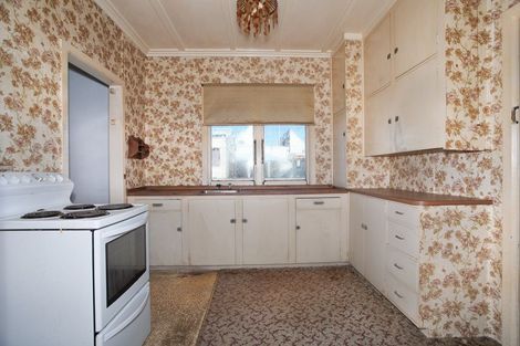 Photo of property in 23 Ross Street, Marton, 4710