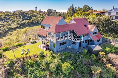 Photo of property in 22 Shakespeare Road, Bastia Hill, Whanganui, 4500