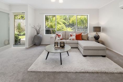 Photo of property in 2/20 Flavia Close, Torbay, Auckland, 0630