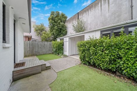 Photo of property in 18 Stanley Street, Sydenham, Christchurch, 8023