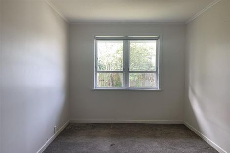 Photo of property in 106 Lincoln Road, Henderson, Auckland, 0610