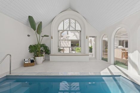 Photo of property in 93 Carlton Mill Road, Merivale, Christchurch, 8014