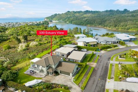 Photo of property in 100 Estuary View, Whangamata, 3620
