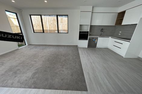 Photo of property in 6/535 Swanson Road, Ranui, Auckland, 0612