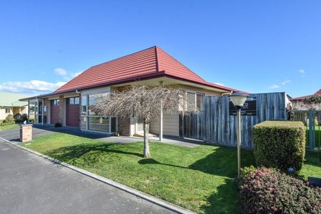 Photo of property in Villa Estate, 33/55 Armstrong Avenue, Carterton, 5713