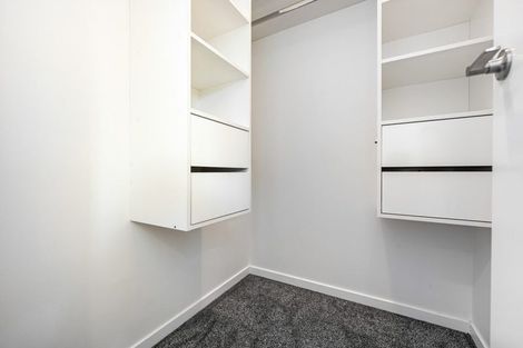 Photo of property in 718b Massey Road, Mangere, Auckland, 2022