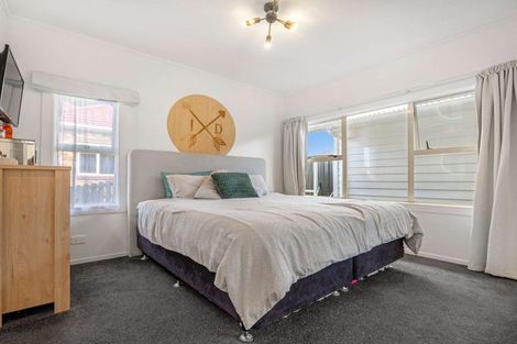 Photo of property in 20 Valley Road, Pukekohe, 2120