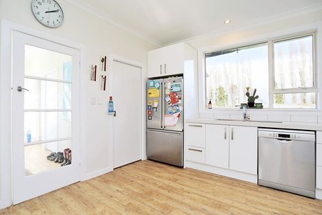 Photo of property in 43 Moore Road, Winton, 9781