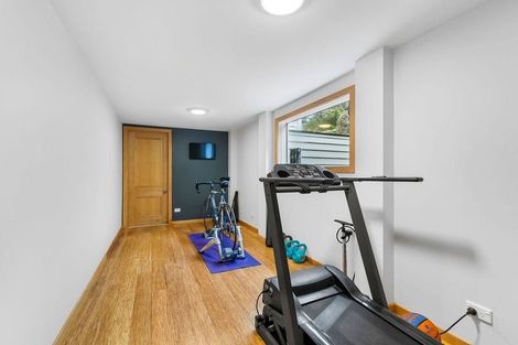 Photo of property in 2 Crichton Terrace, Cashmere, Christchurch, 8022