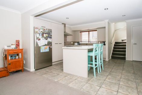 Photo of property in 6/15 Charlemont Street, Whitiora, Hamilton, 3200