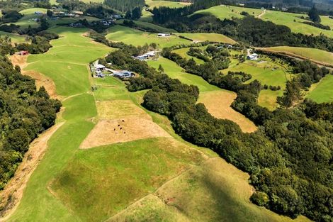 Photo of property in 401 Korito Road, Korito, New Plymouth, 4371