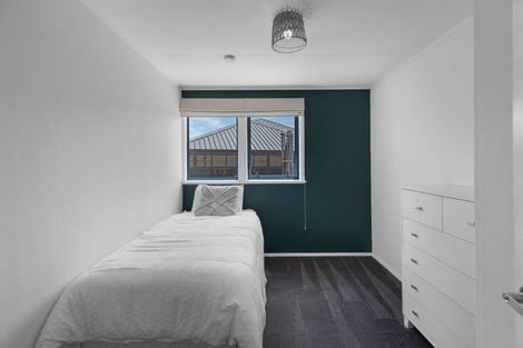 Photo of property in 25 Woodleigh Street, Frankleigh Park, New Plymouth, 4310