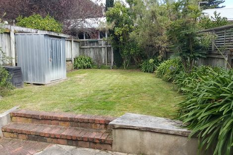 Photo of property in 2 Matipo Street, Eastbourne, Lower Hutt, 5013