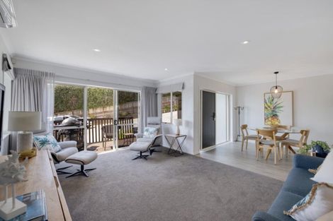 Photo of property in 16 Highmore Place, Brookfield, Tauranga, 3110