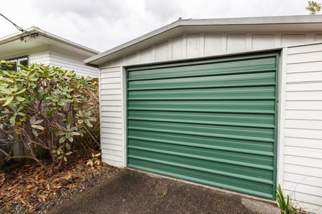 Photo of property in 18 Whangakoko Grove, Birchville, Upper Hutt, 5018