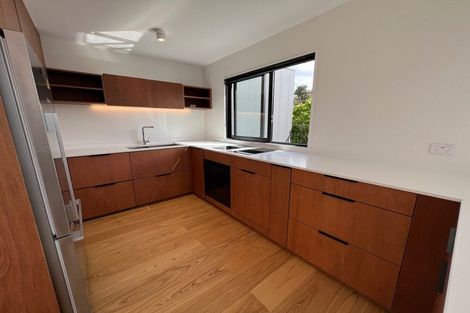 Photo of property in 18a Montgomery Avenue, Belmont, Auckland, 0622